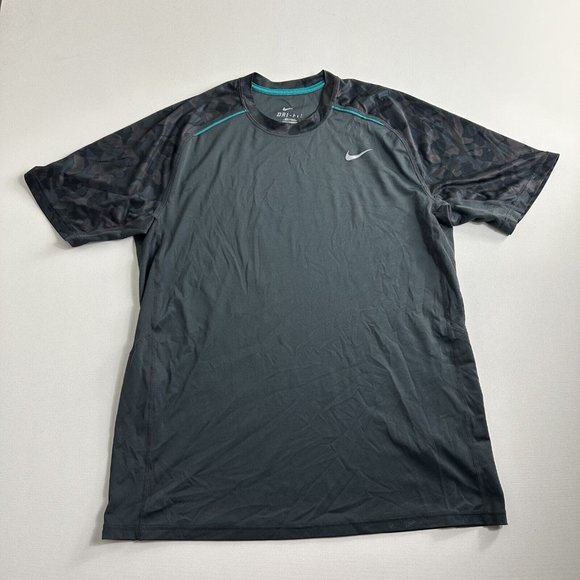 Nike Camo Short Sleeve Active Training Shirt Mens Size Large‎ Athletic Gym - Picture 1 of 8
